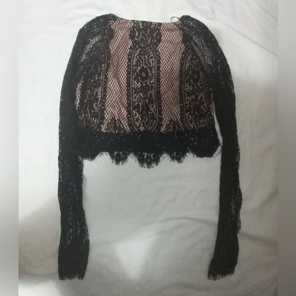 Crop top - Picture 3 of 5